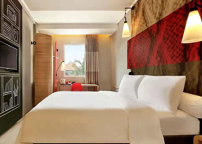 Ibis Bali Legian Street